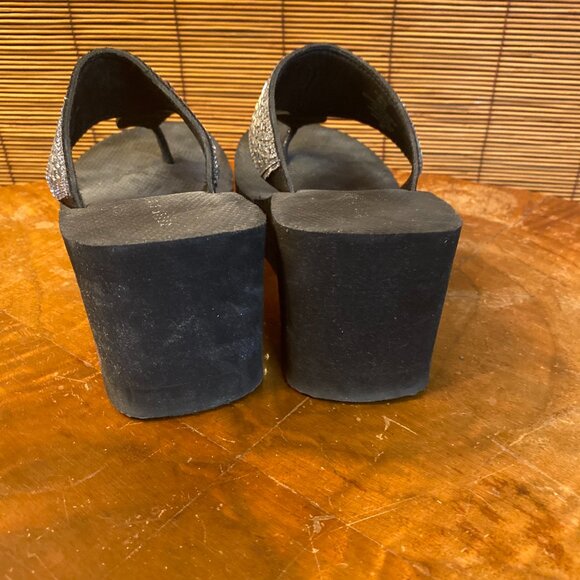 Kelly & Katie Zarita Black Wedge Sandal with Rhinestones Size 8 EUC - Picture 3 of 5